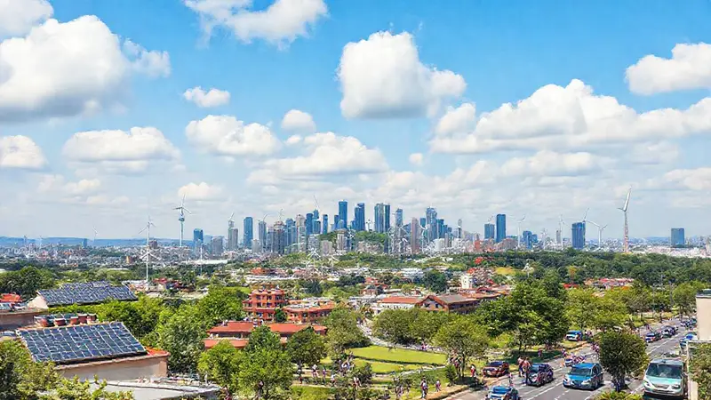 Ciudad sostenible con energía renovable y diversidad